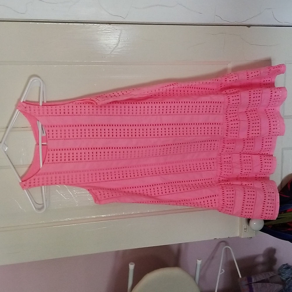 Vineyard vines dress